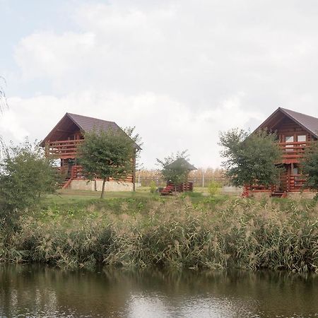 Popas Todiresti - La Iazul Cu 5 Casute Hotel Suceava Buitenkant foto